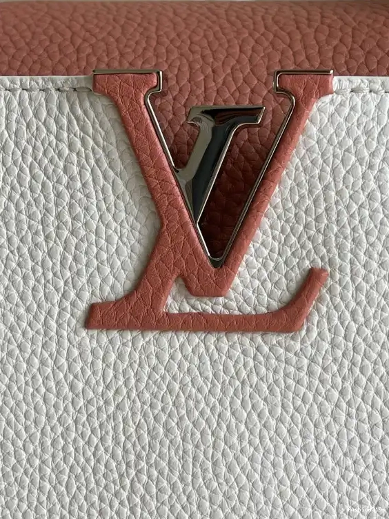 LOUIS VUITTON CAPUCINES BB 0414